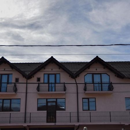מלון קורטאה דה ארגס New House מראה חיצוני תמונה
