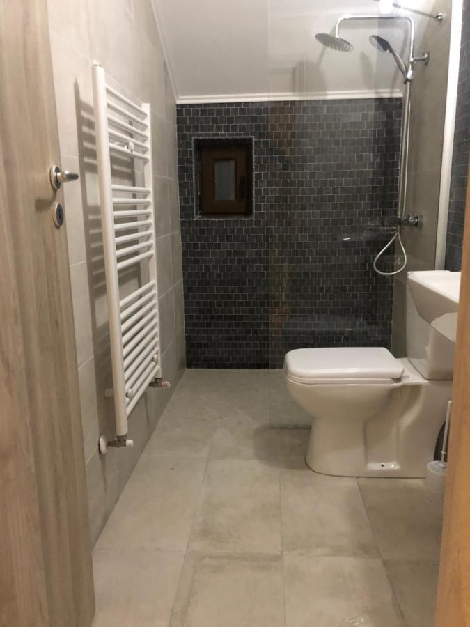 מלון קורטאה דה ארגס New House מראה חיצוני תמונה
