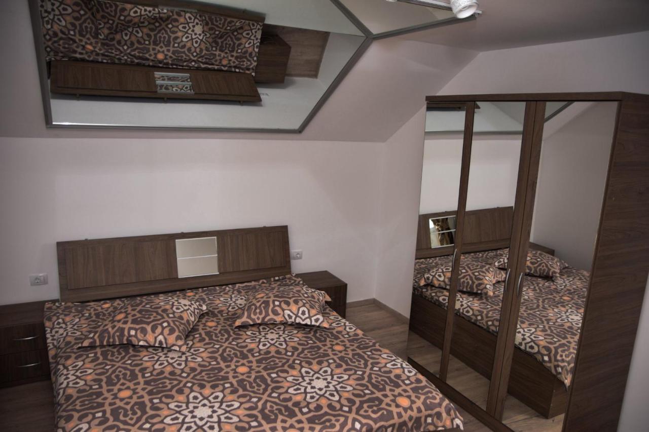 מלון קורטאה דה ארגס New House מראה חיצוני תמונה